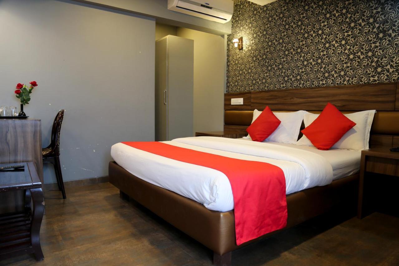 Hotel Sea Shore Navi Mumbai Bagian luar foto